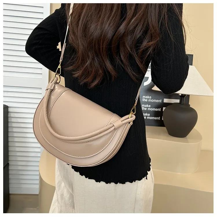 

Chic Parisian Letter Logo Diaper Bags For Women High-End Vintage Messenger Bag Simple Crossbody Bag Luxury Brand Stylish Casual
