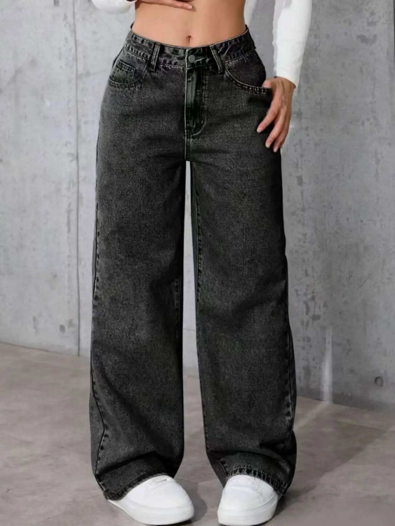 

Casual Washed Denim Wide Leg Jeans For Women Long With Flakes Details Non-Stretch Fabric