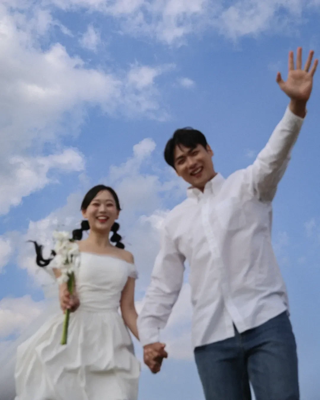 MD New 2025 Simple Pleat Satin Off Shoulder 웨딩드레스 Short Wedding Dress Mini Shawl Korea Photoshoot Bridal Gown Customized