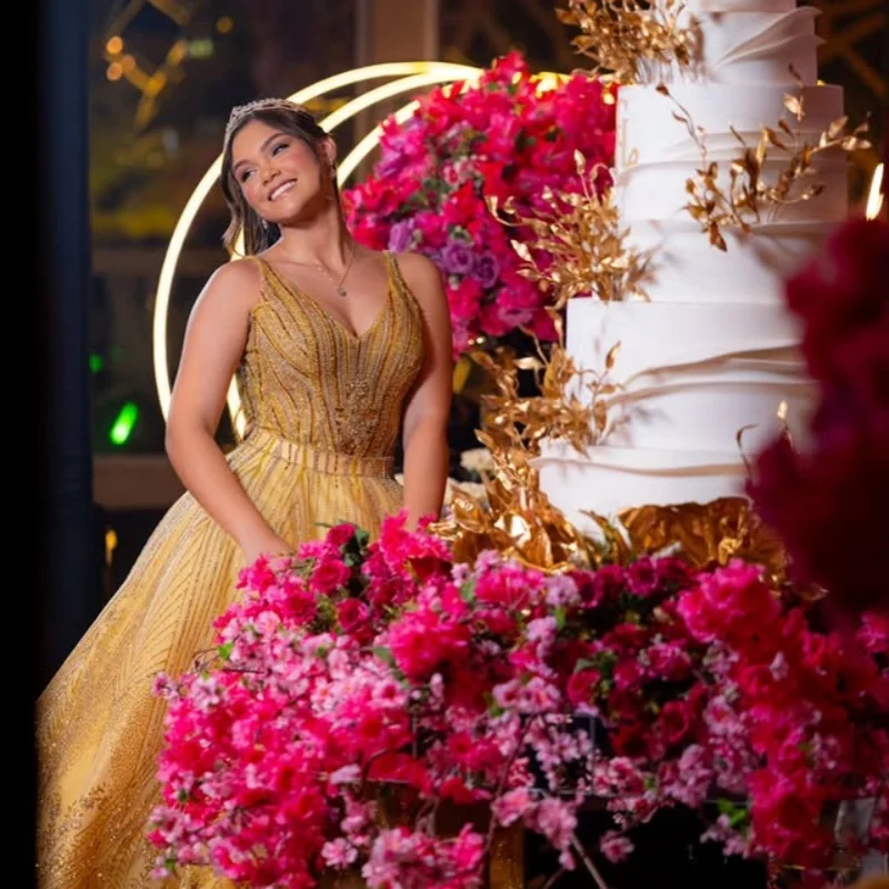 Shiny Golden Quinceanera Dresses Off the Shoulder Glitter Decal Long tail Vestido 15 Quinceanera Customized