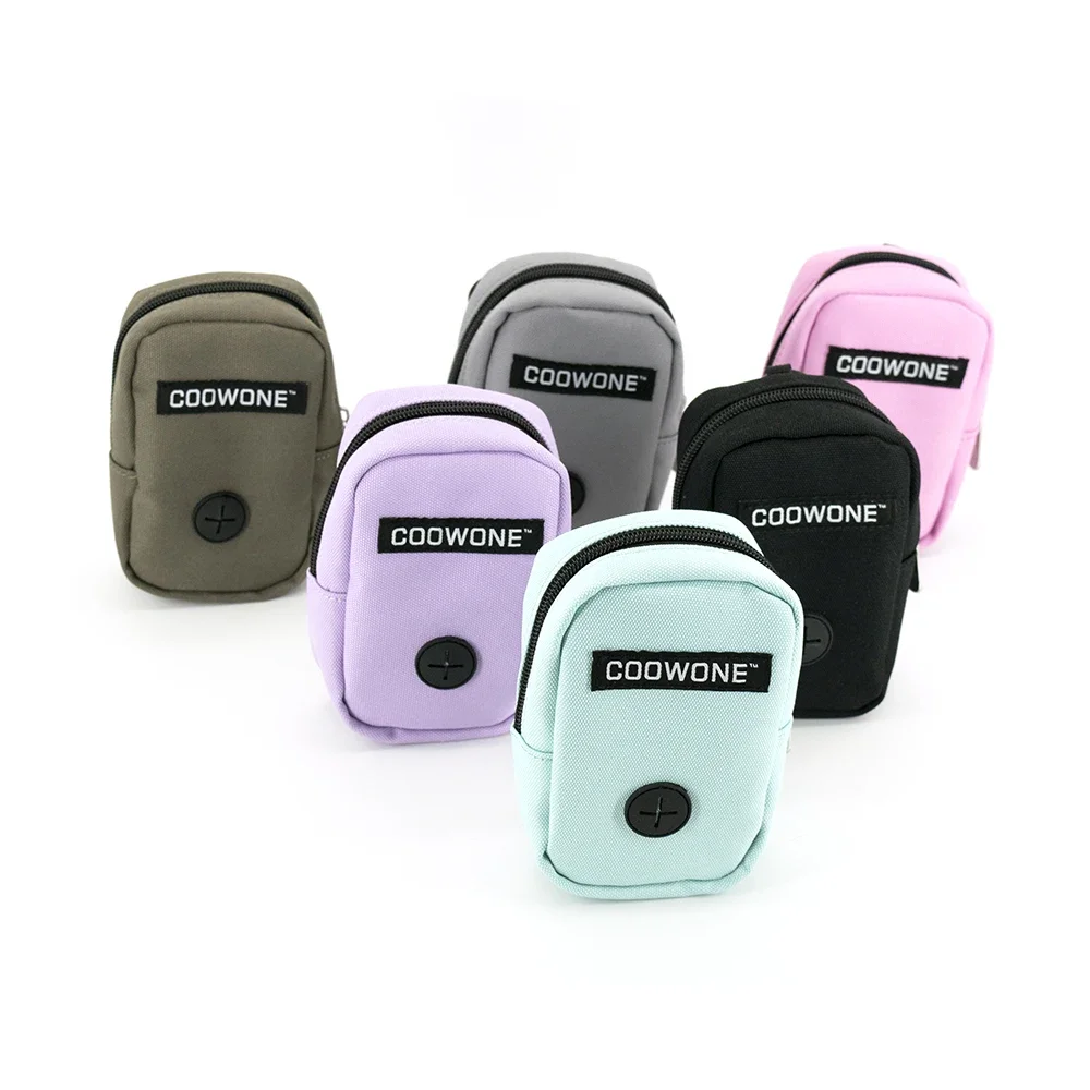 Dog Treat Pouch for Leash Small Doggie Snack Bag Waste Bags Hand Free Holder Portable Dog Training Pouch Dog Poop Bag Dispenser