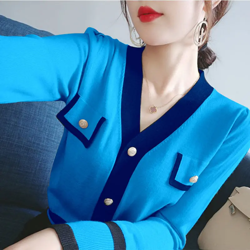 Elegant V-Neck Button Spliced Knitted Blouse Women\'s Clothing 2022 Autumn New Loose Casual Pullovers All-match Office Lady Shirt