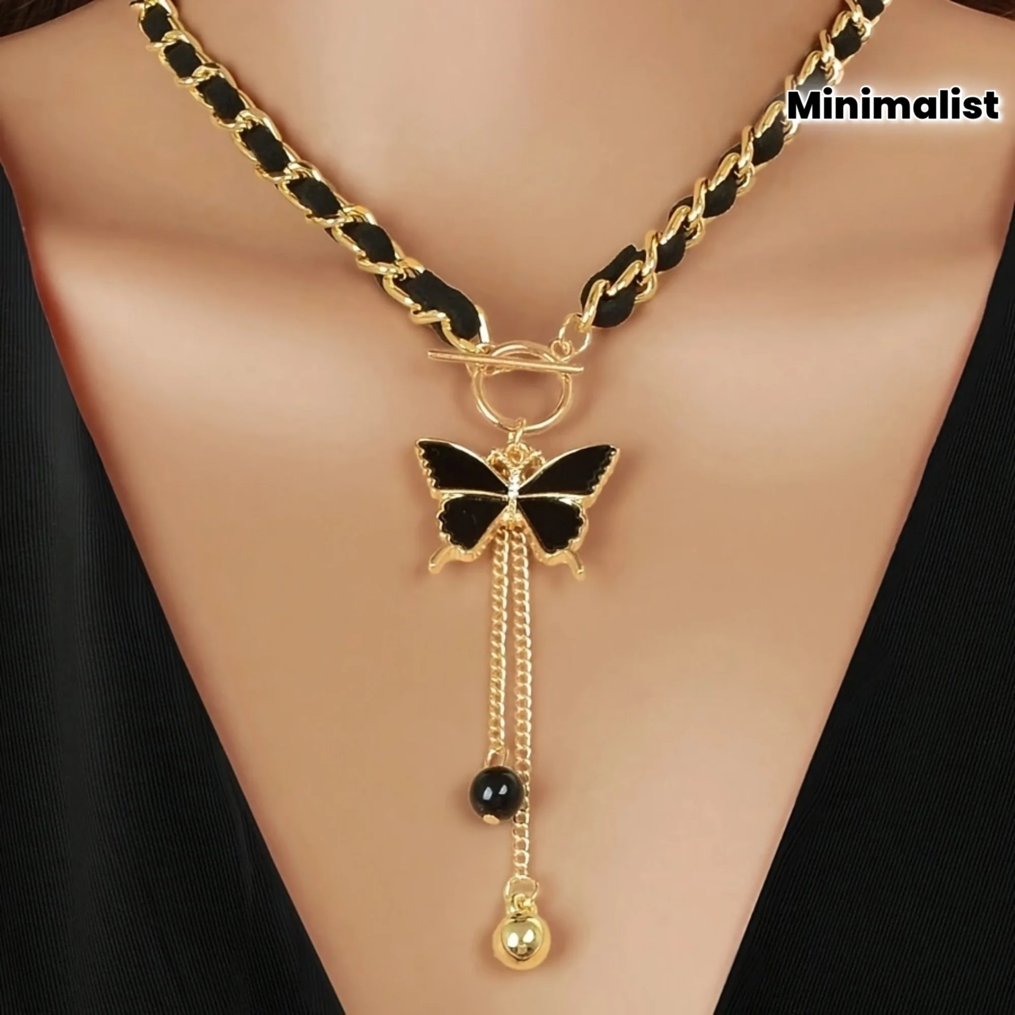 Black Velvet Twisted Mother-of- Heart Necklace for Women, Minimalist Collarbone Chain with Tassel Pendant