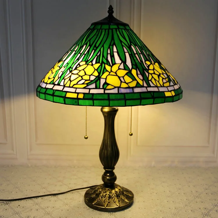 16-Inch Dome Shade AC Powered E26 Vintage  Style Daffodil Stained Glass Table Lamp for Home Decor