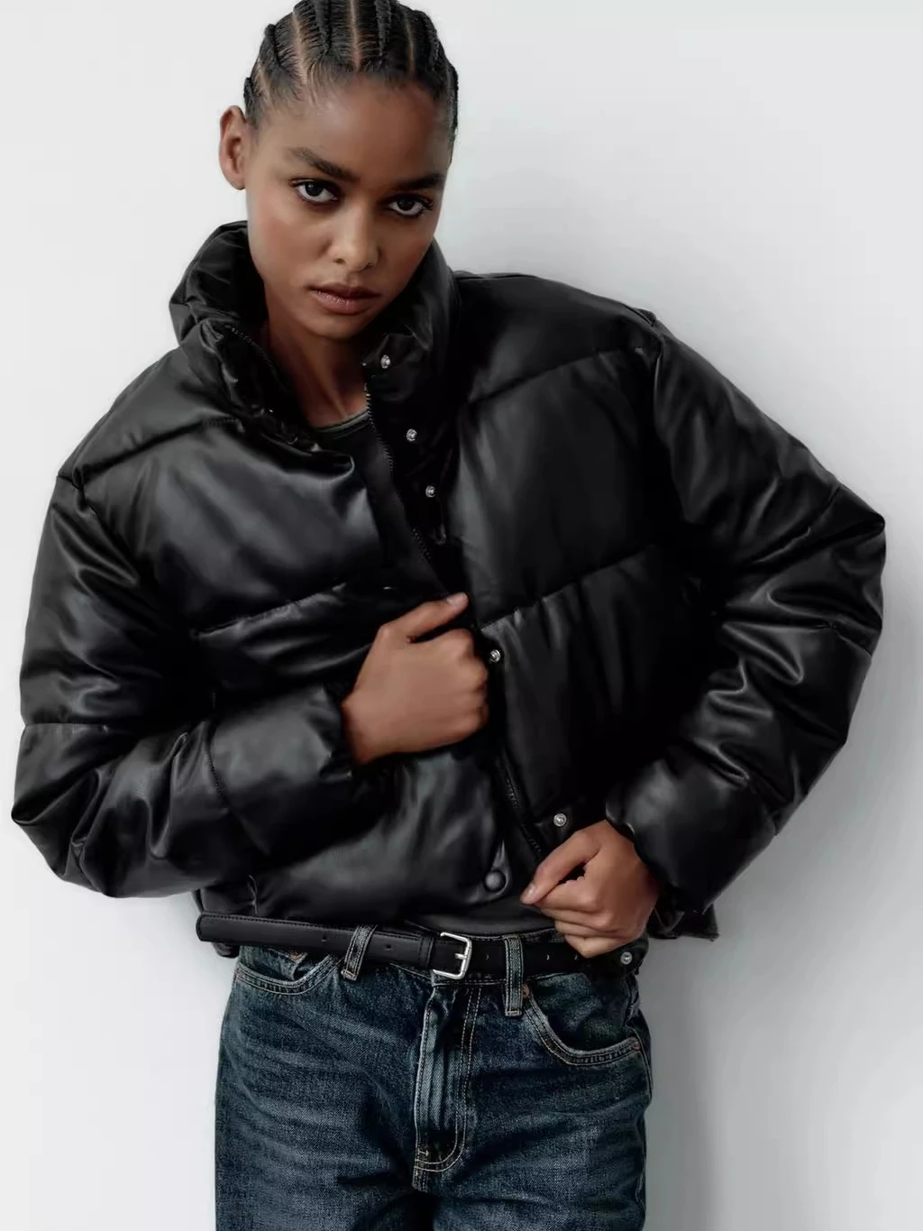 

Новая женская осенне-зимняя куртка из искусственной кожи и хлопка, свободного кроя, с длинными рукавами, на пуговицах, с воротником-стойкой