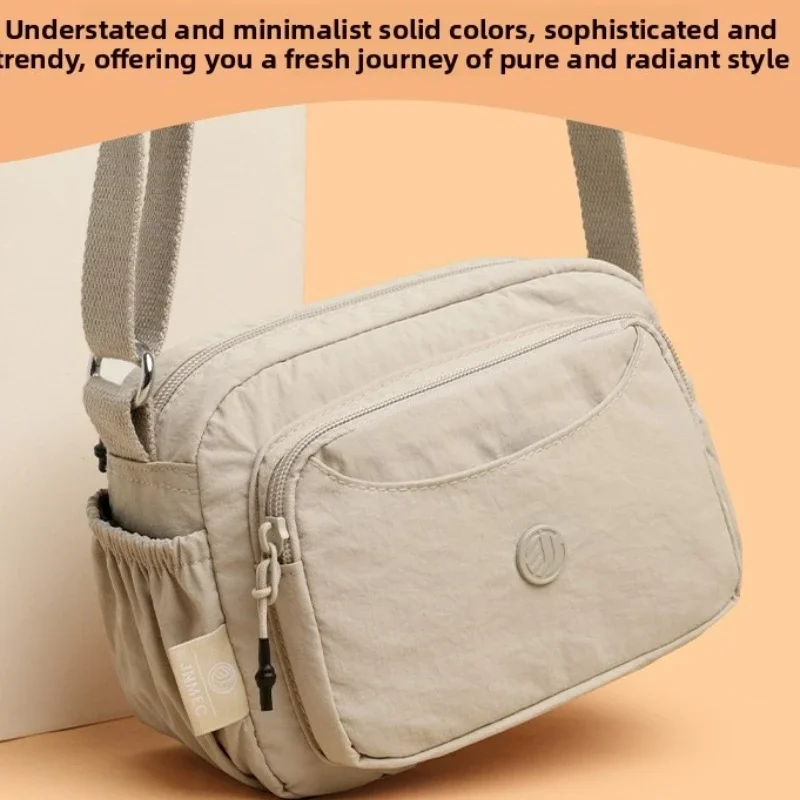 Leichte Nylon-Umhängetasche mit verstellbarem breitem Riemen, mehrschichtige Handtasche, Schultertasche, Messenger-Tasche für Damen im Alltag – Detail 6