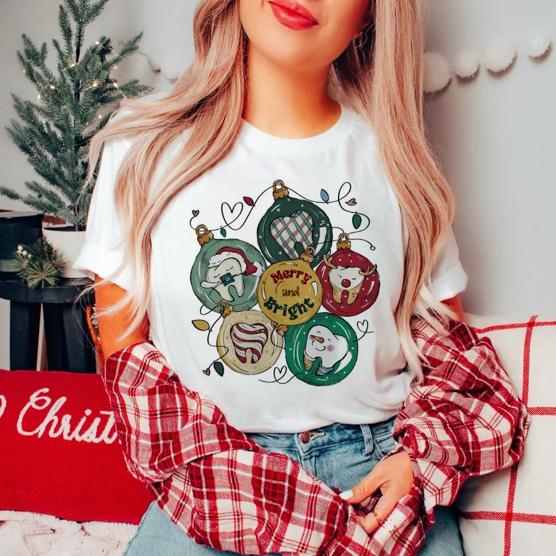 Women's Printed T-Shirt Fashion Clothing 90s Style Dental Assistant Christmas Balls Pattern T-Shirt Casual Women's New Year T-Sh