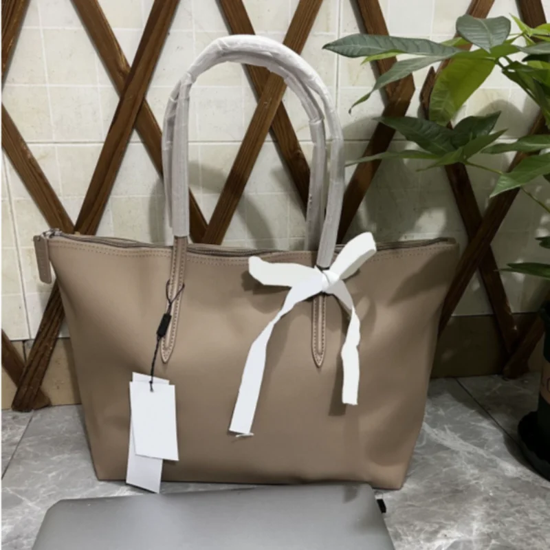 Thumbnail 3 - #36 Discounted Leather Shoulder Bags Worth Buying