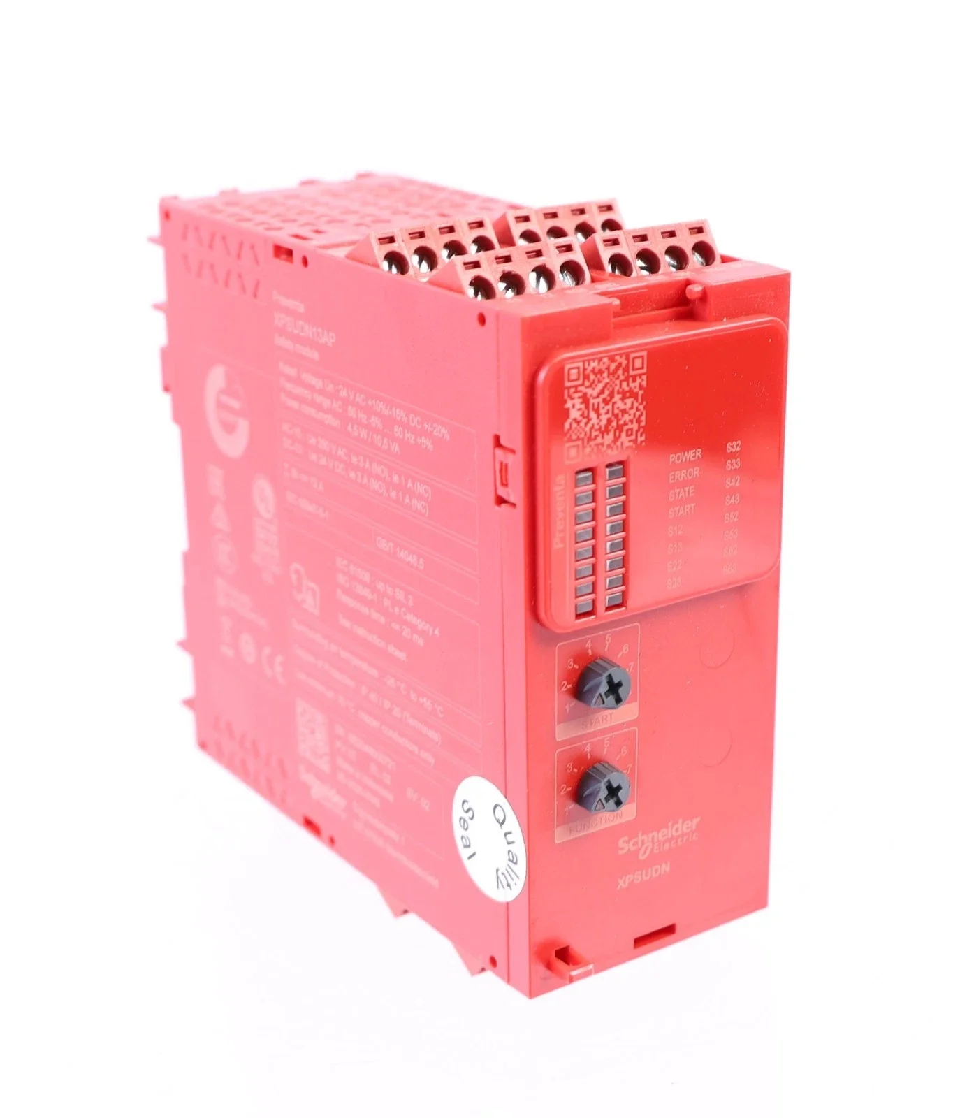 XPSUDN13AP safety module, Harmony XPSU, Cat 4, features 6 x XPSUAF, 24V AC or DC, screw