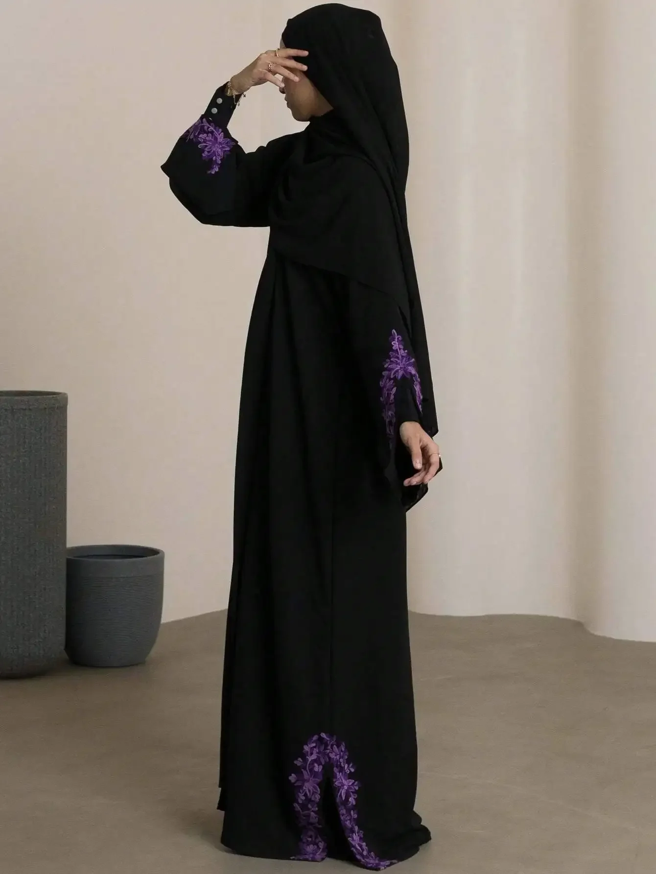 ผู้หญิงหลวมเย็บปักถักร้อย Abaya แขนยาวเปิดด้านหน้า Abayas ตะวันออกกลางอาหรับ Kaftan Maxi Jilbabs ไม่มี Hijab