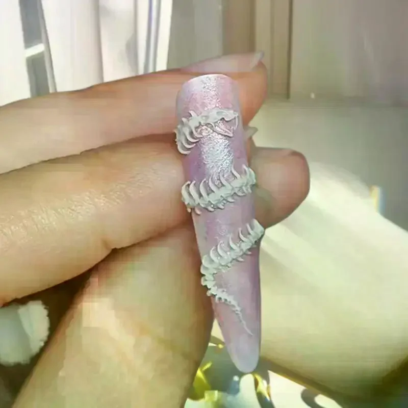 1 pçs 3d cobra osso molde decoração da arte do prego acessórios diy design silicone decorativo modelos de arte do prego molde de unhas