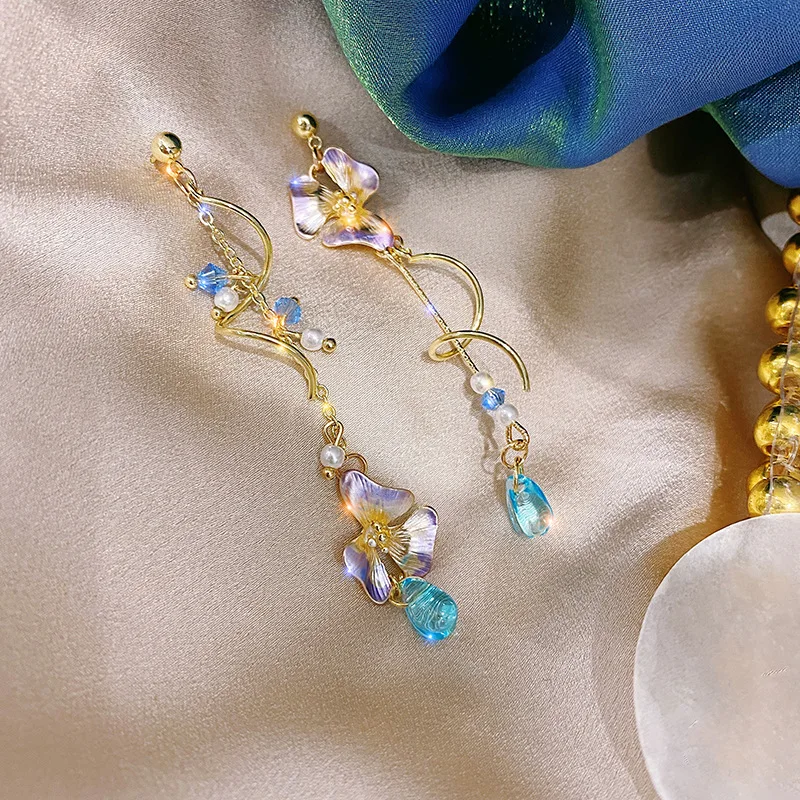 New Trendy Cute Flower Asymmetrical Spiral Dangle Earrings for Women Charm Long Tassel Blue Crystal Drop Earring Wedding Jewelry