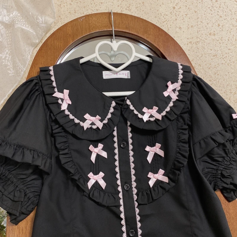 Black pink shirt