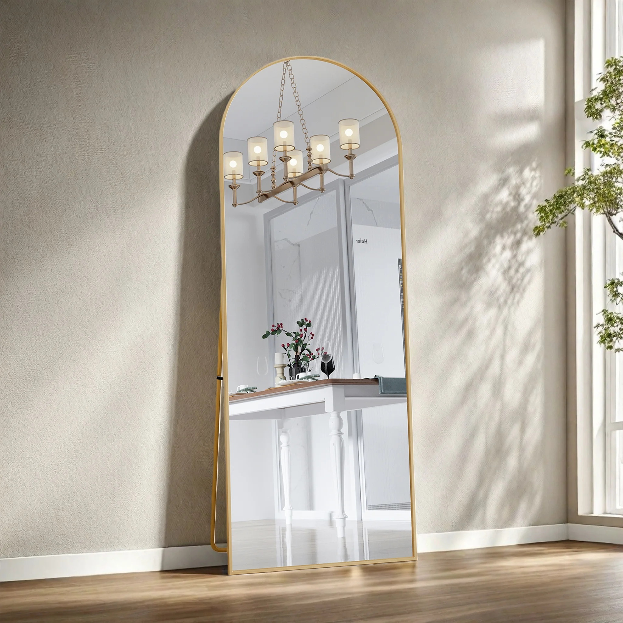 Miroir sur pied arqué Comanlai 1620x530mm, miroir de sol en verre trempé, cadre en alliage d'aluminium doré, miroir de dressing.