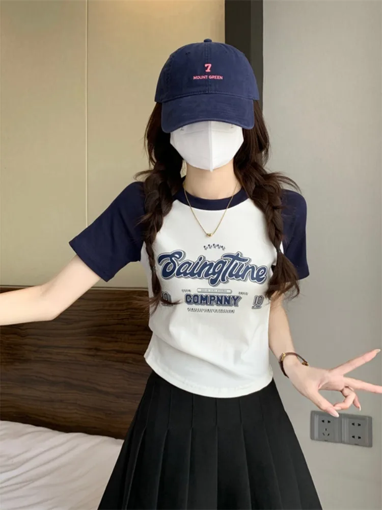 เสื้อยืดสไตล์เรโทรอเมริกัน สีสันสดใส สำหรับผู้หญิง ฤดูร้อน รุ่นใหม่ ไซส์เล็ก ทรงเข้ารูป เซ็กซี่ ผ้าฝ้าย