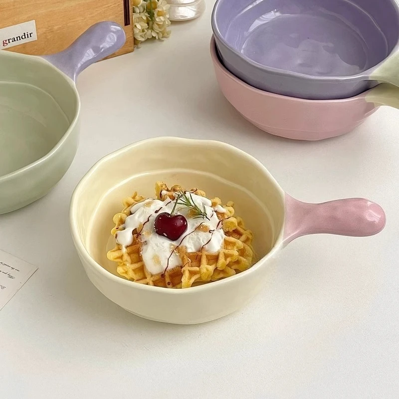 

Cream Style Ceramic Bowl with Handle for Soup Noodles Fruit Salad Yogurt High Value Tableware