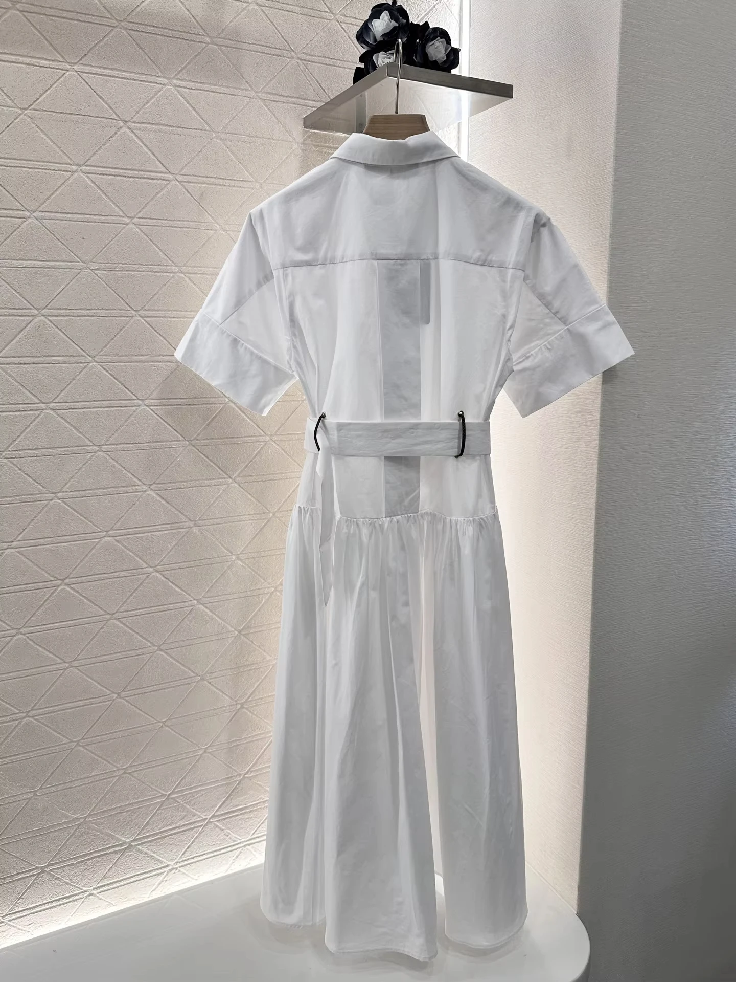 

Designer Brand High quality spring and summer women's hidden button open waistband short sleeved dress