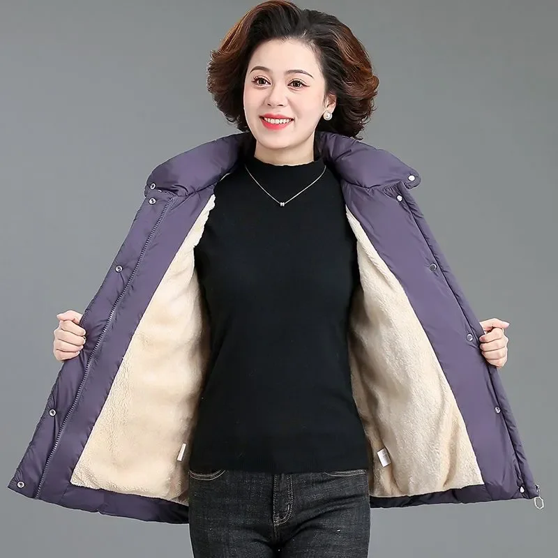 Chaqueta acolchada de algodón acolchada de invierno para mujer, Parkas gruesas de lana con capucha para abuela, abrigo de nieve bordado Retro holgado y cálido para mujer