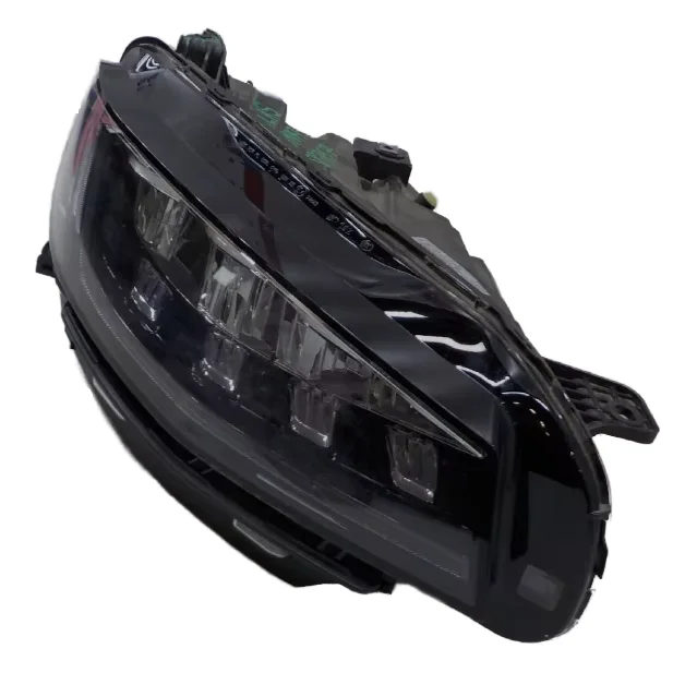 Geely Atlas Pro - Right Headlight - 7051025200