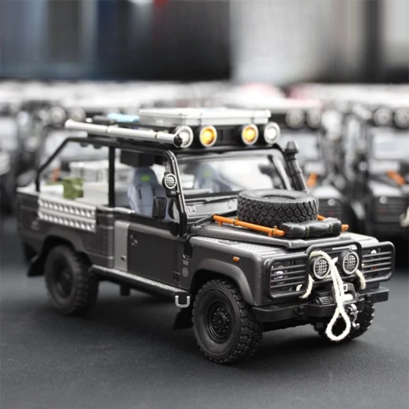 

1:24 Land Rover Defender 110 off-road vehicle Alloy Diecasts & Toy Metal Toy Car Model Sound and light Collection Kids Toy