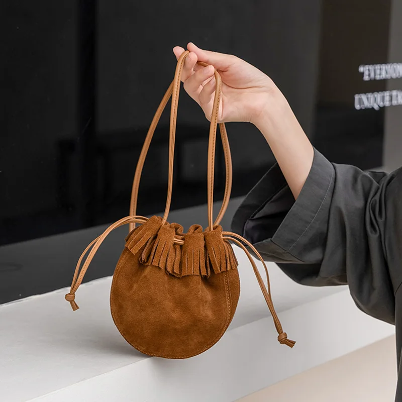 Suede Leather Bucket Bag for Women Vintage Tassel Drawstring Mini Handbag Casual Shoulder Crossbody Bag for Daily Commute