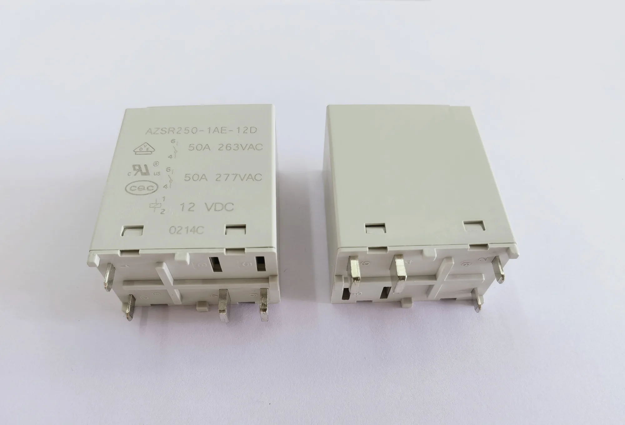 

Оригинальное новое реле 100% AZSR250-1AE-12D 50A 12VDC 4pin