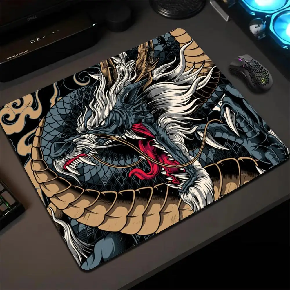 Gaming Mousepad Traditional Oriental Dragon Small Deskmat Anti‑slip Lock Edge Mouse Pad Keyboard Mat Desk Protector for Laptops