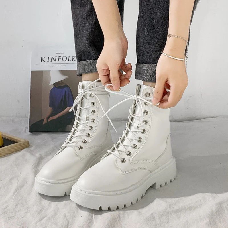 2022 Winter New Round Head Lace Thick Soled Medium Boots for Women Warm Casual Anti-skid Oversize Shoes Fashionable Street Cool