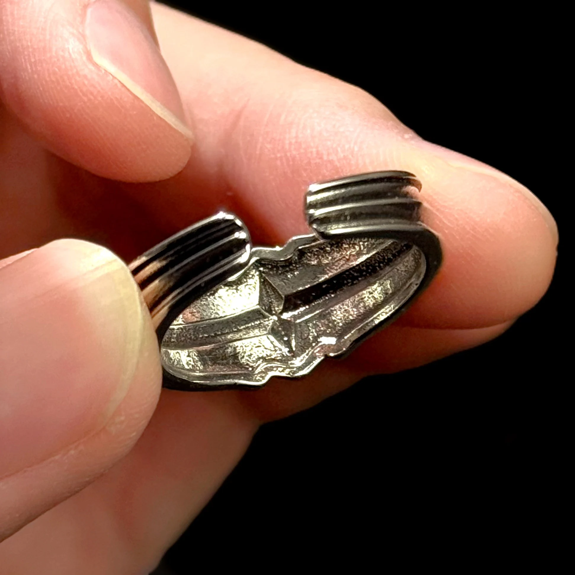 Retro „Astral“ Stern-Ring, verstellbar, offener Ring für Herren, versilbertes Messing, Punk, Gothic, edgy Schmuck, trendige Accessoires, Unisex-Geschenk – Detail 6