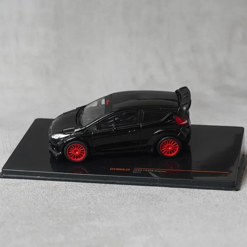 1:43 Scale Ford Fiesta Alloy Car Model Collection Ornaments