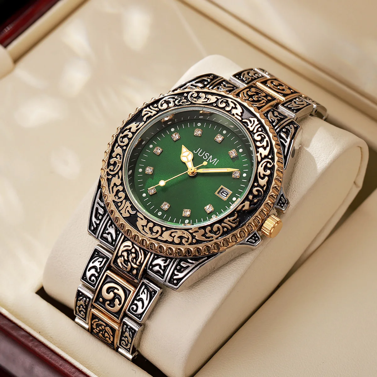 ZH213 Fashionable Business Men watch Vintage Exquisite Carved Quartz Watch Cool Clock Gift，watches for man ﻿