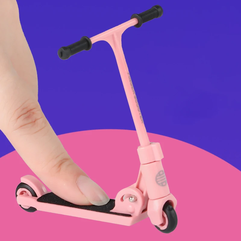 Tweewielige Scooter Mini Finger Skateboard Educatief Speelgoed Voor Kinderen Desktop Skateboard Grappige Prop Vinger Scooter