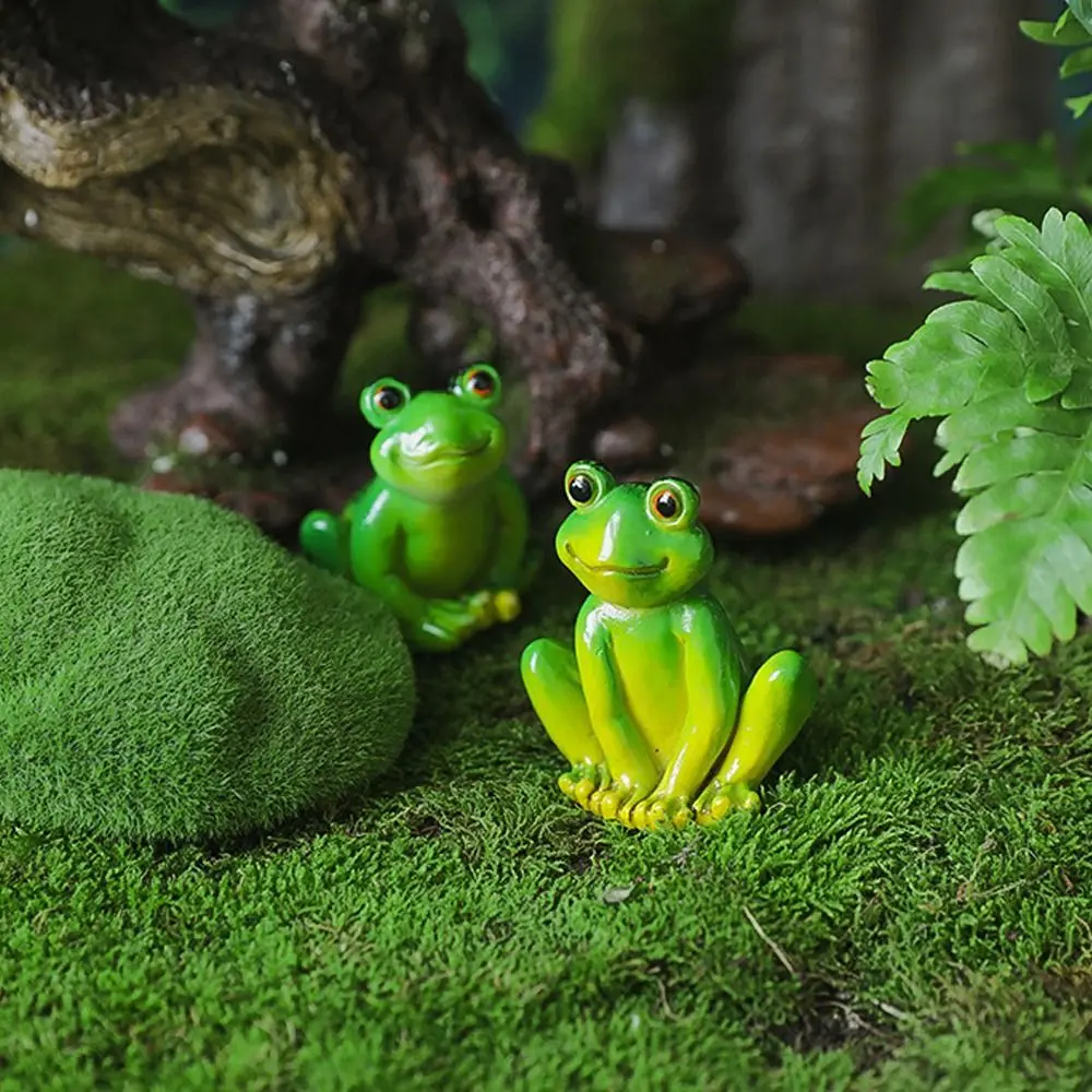 Animal Statue Resin Frog Figurines Cartoon Mini Garden Frog Ornament Realistic Green Micro Landscape Decoration Yard