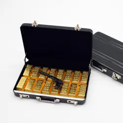 Miniature Pistol Miniature Dollhouse Accessories Faux Gold Bar Set with Pistol Briefcase for Barbies 1/6 Scale Simulation
