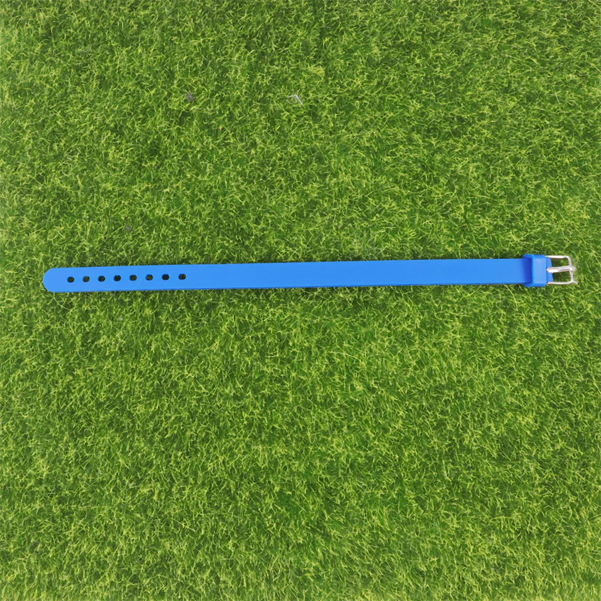 

Silicone Wristb Eco Friendly Kids Durable Stretch Interval Hole Design Portable Solid Game Playing Teammate