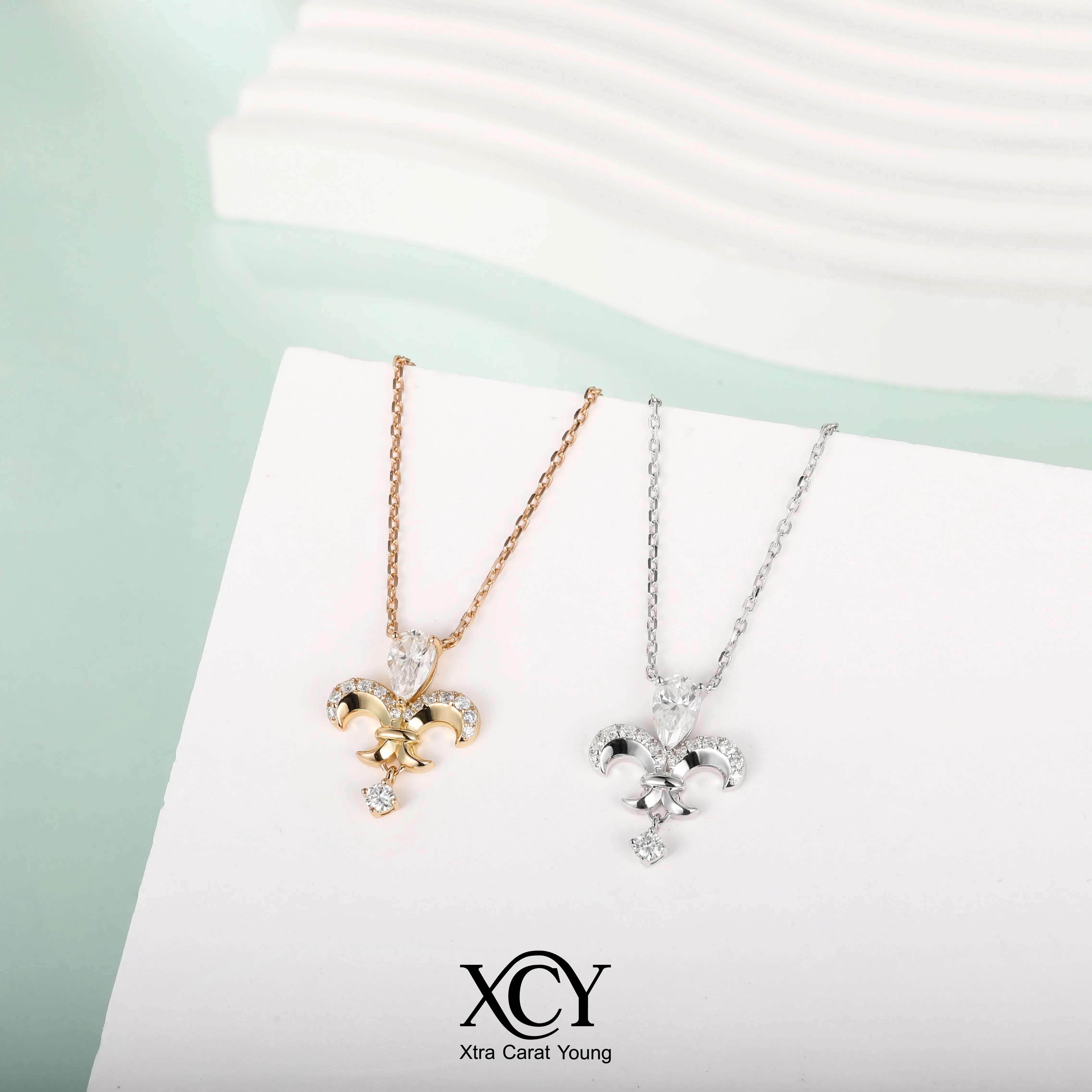 

XCY Fleur De Lis Moissanite Pendant Necklace 925 Sterling Silver Hypoallergenic Delicate Necklaces Fine Jewelry Gift for Women