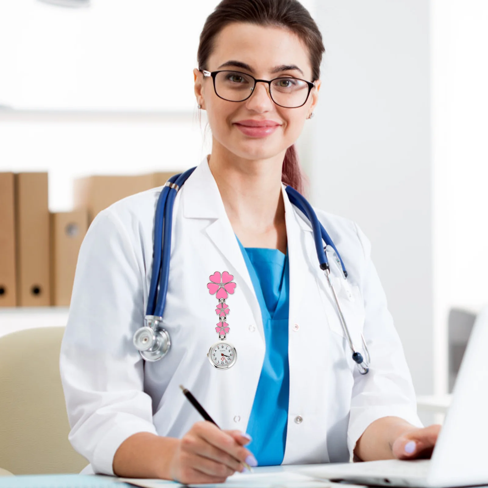 ساعة ممرضة مزخرفة للنساء، ساعة جيب صغيرة، مشبك معلق، فكرة هدية للرضاعة باللون الأبيض #4