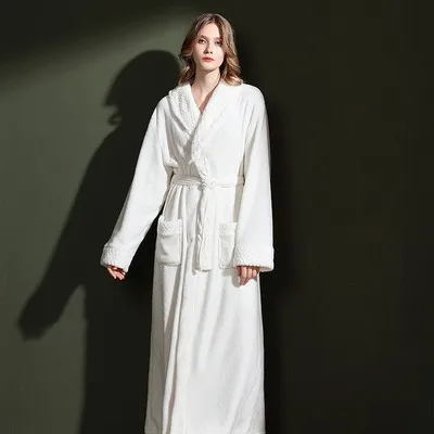 1624-white female