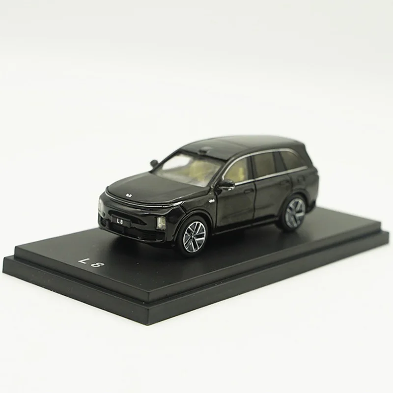 1:64 Scale L8 New Energy SUV Alloy Car Model Collection Ornaments