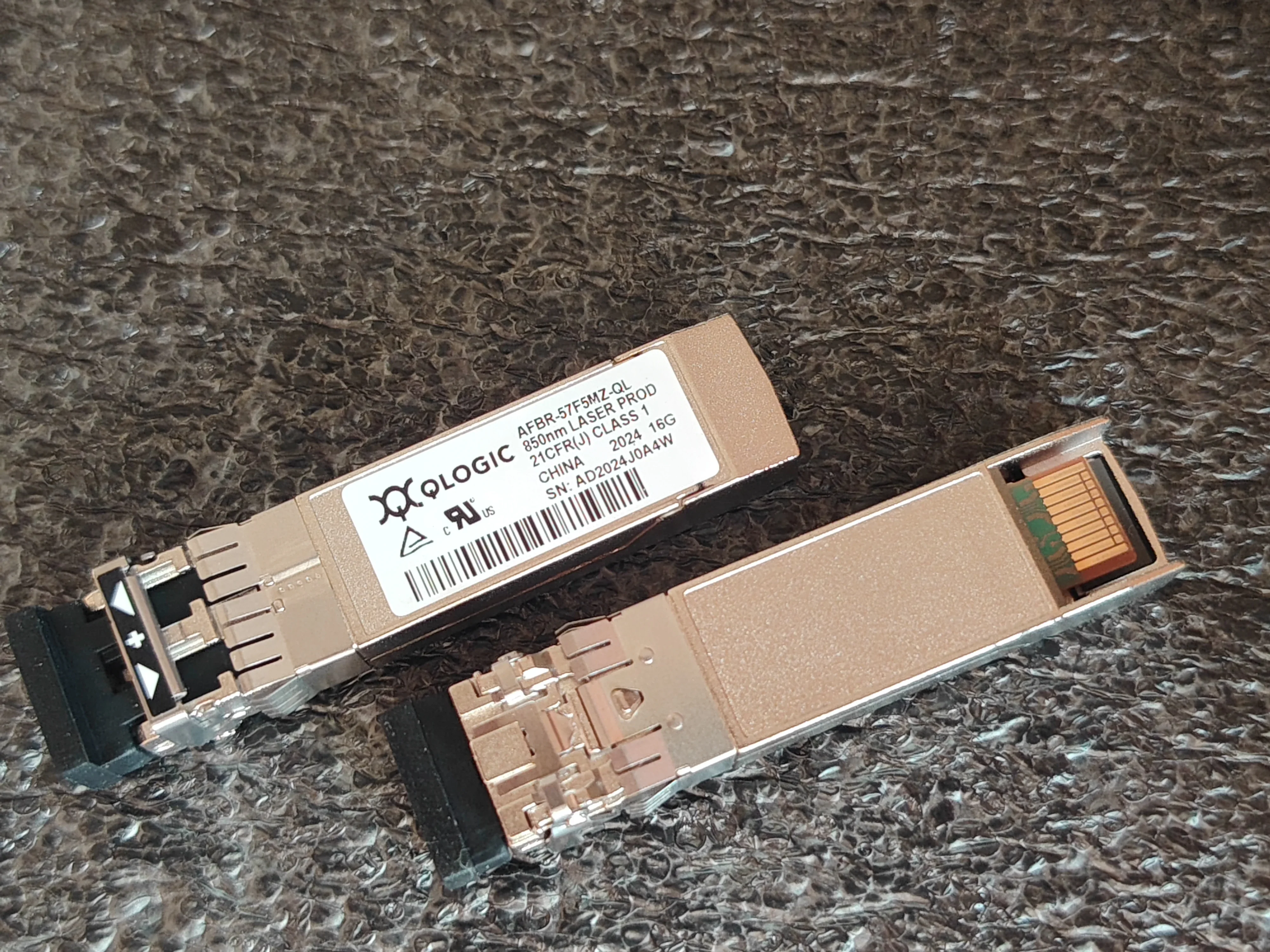 AFBR-57F5MZ-QL Qlogic Sfp 16g Optical Switch For Qle2670 Qle2672 Qle2690 Qle2692 HBA/Qlogic 16gb Transceiver/Port Module Qlogic