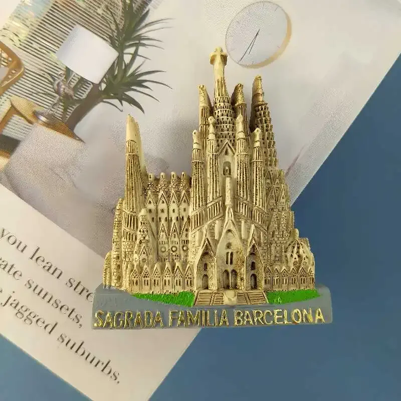 SAGRADA FAMILIA Church Refrigerator Magnet Barcelona Spain Souvenir Hand-painted Home Decor Fridge Sticker Gifts Collection