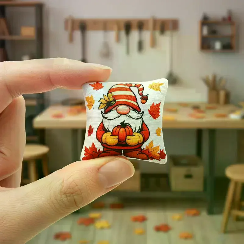 1Pcs Mini Dollhouse Halloween Pillow Cute Ghost Pumpkin Design Tiny Decor for Doll House Party Scene Display