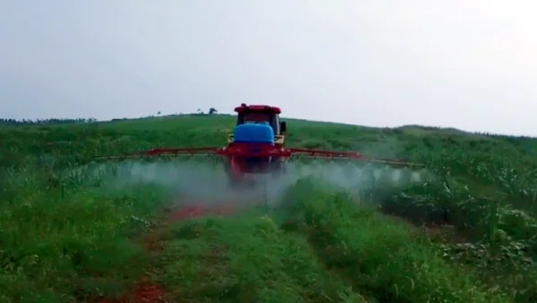 High-Efficiency Hydraulic Foldable Boom Sprayer with High Productivity Pump for Large-Area Crop Protection & Fertilization