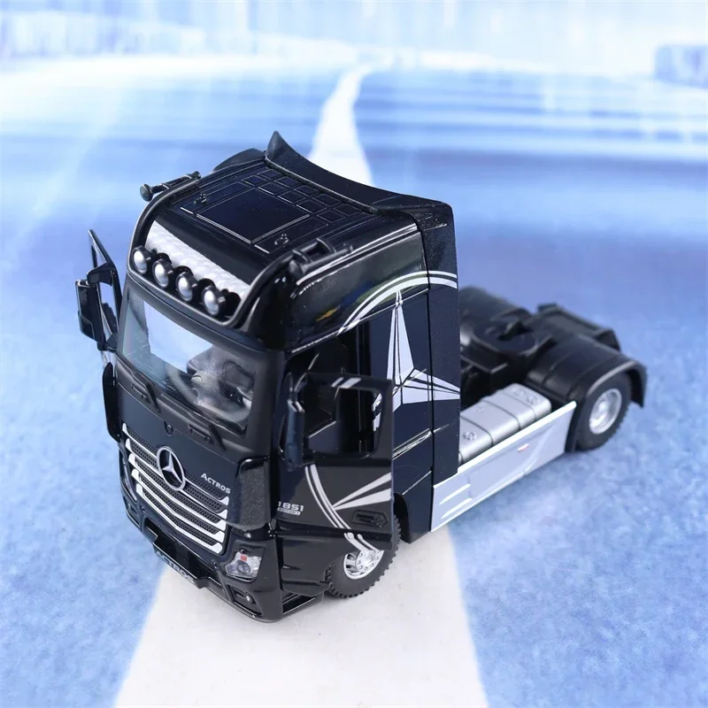 1:36 Mercedes-Benz ACTROS truck Simulation Diecast Metal Alloy Model car Sound Light Pull Back Collection Kids Toy Gifts A561