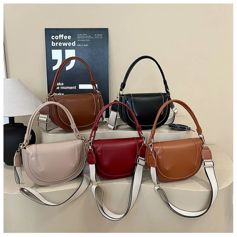 

Luxury Women's Crossbody-Bag Made Of Premium Leather Featuring Elegant Trendy Spacious Soft Daily Modern Look​