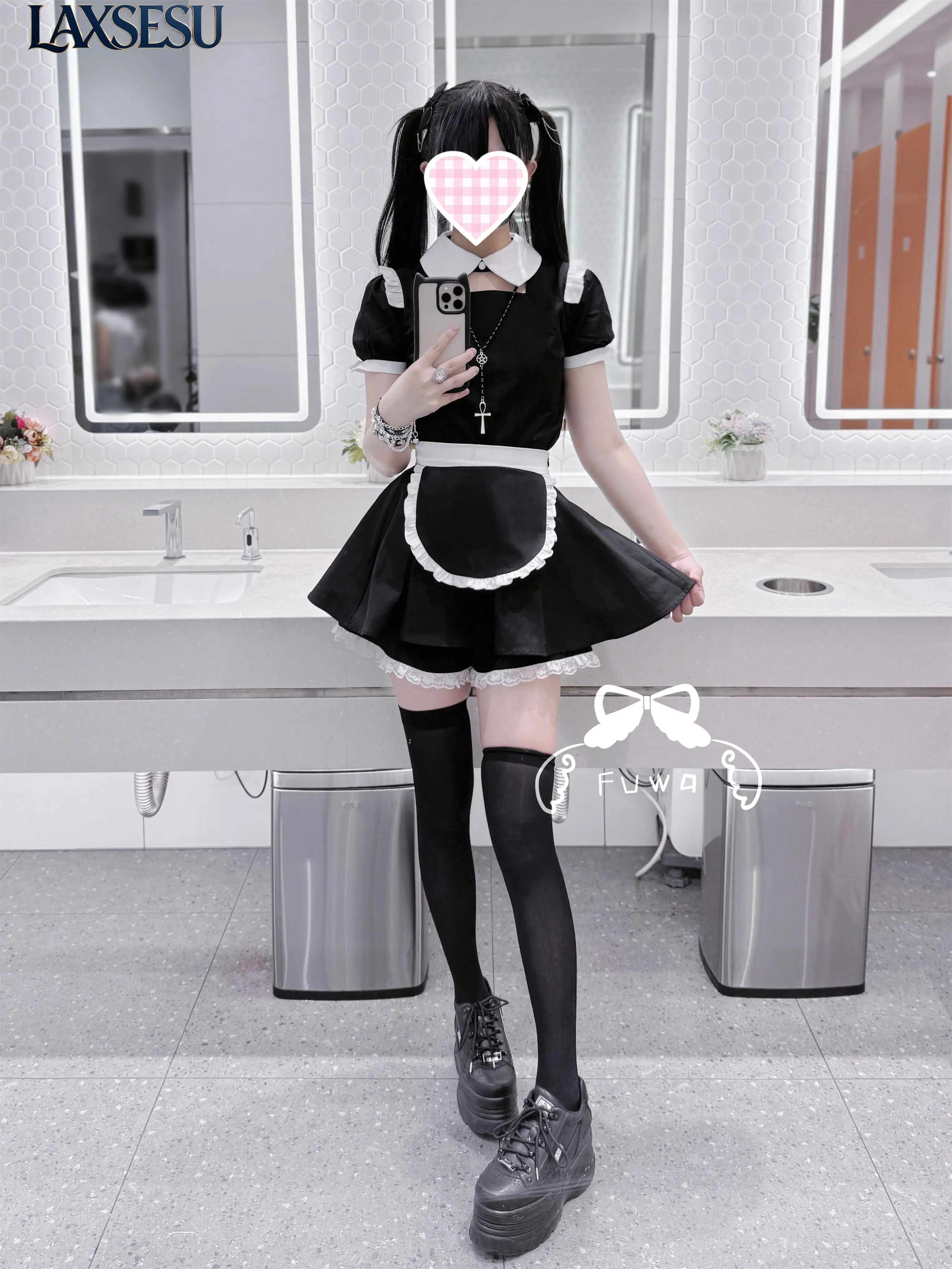 Lolita Black and White Maid Outfit with Bubble Sleeves Short Sleeves Waist Cinching Pleated Short Skirt Cute Two-piece Set