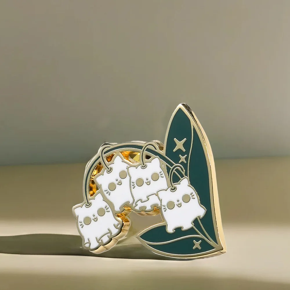 دبوس المينا الصلب للهالوين كاواي شبح في ليلي أوف ذا فالي، بروش معدني على شكل زهرة نباتية كهدية إكسسوار للمجوهرات