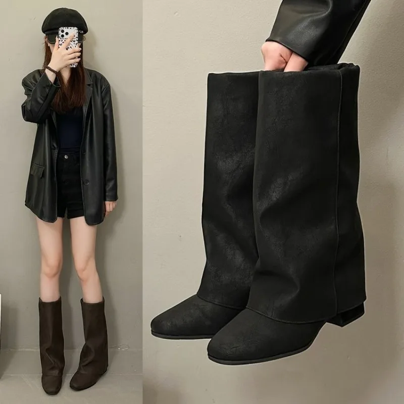 2026 New Square Head Vintage Fashion Boots for Women, Loose Sleeve Boots, Versatile Slimming Mid-Calf Short Boots for Women view 4