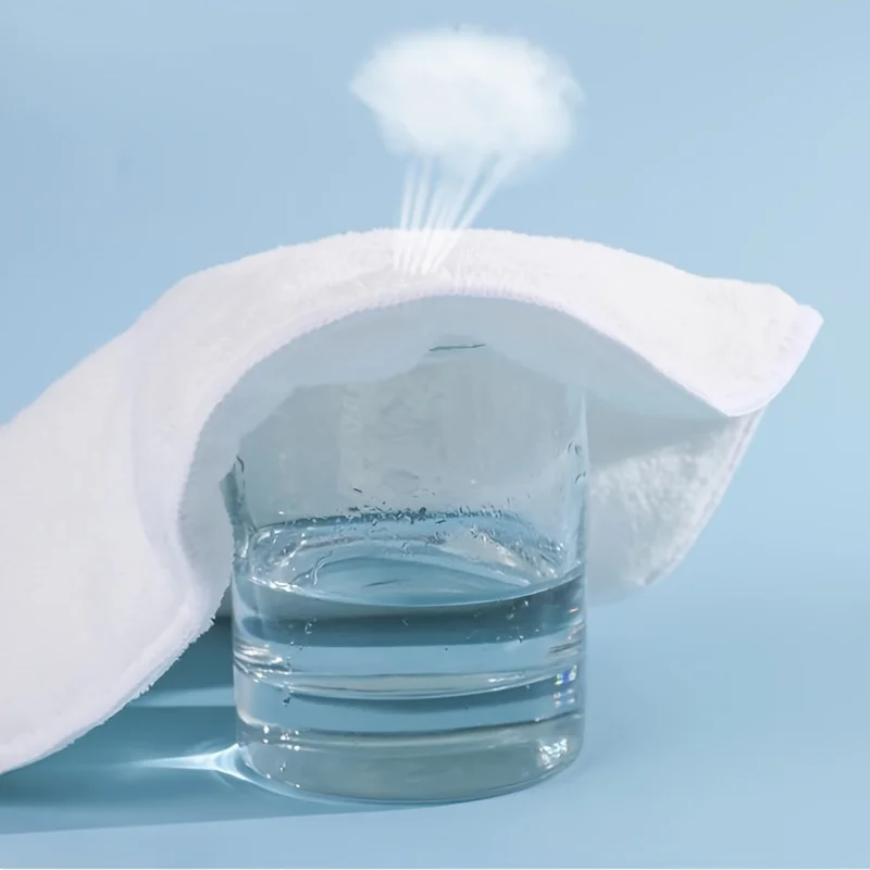 再利用可能な温冷湿布マスク 1 枚 - 顔の毛穴を開き、黒ずみの除去の準備をします。美容院に適しています。