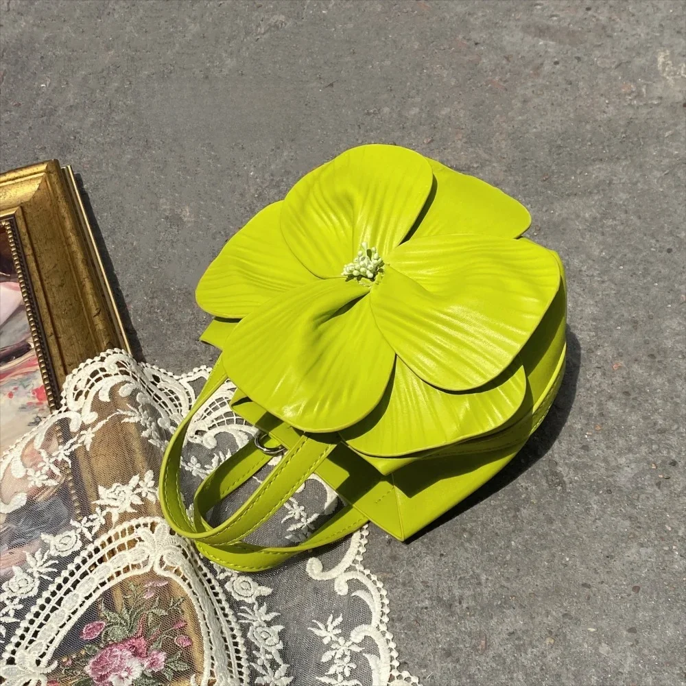 Innovative Chinese-Style Floral Bucket Bag Flower Drawstring Mini Tote Bag French Luxury Designer Handbags Women view 2
